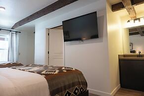 High Creek Lodge & Cabins