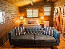 High Creek Lodge & Cabins