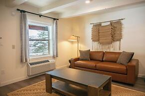 High Creek Lodge & Cabins