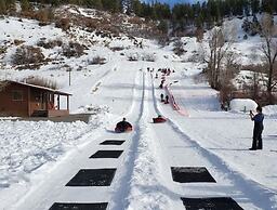 High Creek Lodge & Cabins