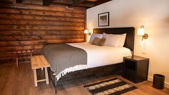 High Creek Lodge & Cabins