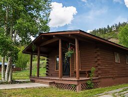 High Creek Lodge & Cabins