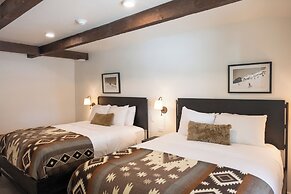 High Creek Lodge & Cabins