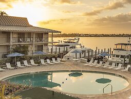 Cove Inn on Naples Bay