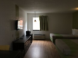Motel 6 Augusta, KS