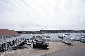 Tugboat Inn