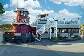 Tugboat Inn
