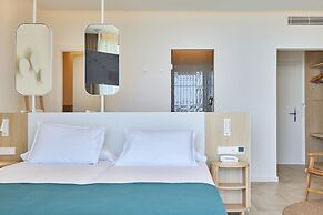 Universal Hotel Aquamarin