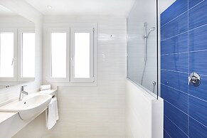 Universal Aparthotel Don Camilo