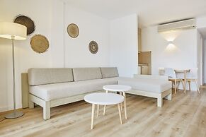 Universal Aparthotel Don Camilo