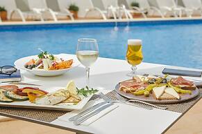 Universal Aparthotel Don Camilo