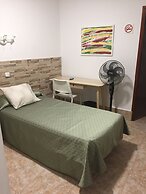 Hostal Residencia Cardona