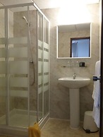 Hostal Residencia Cardona