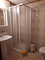 Hostal Residencia Cardona