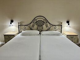 Apartamentos Frontera