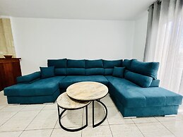 Apartamentos Frontera