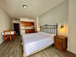 Apartamentos Frontera