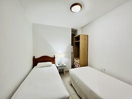 Apartamentos Frontera