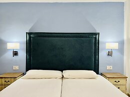 Apartamentos Frontera