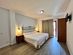 Apartamentos Frontera