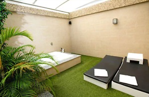 Zouk Hotel - Adults Only