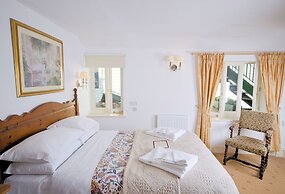 The Abbey Hotel and Apartments