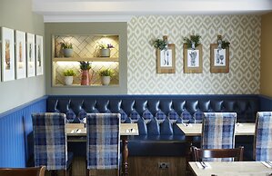 The Hartwood Hall Hotel by Greene King Inns