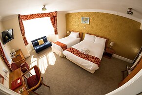 Farnley Tower Guesthouse