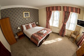 Farnley Tower Guesthouse