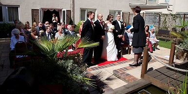 King Charles Hotel