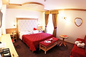 Cavallino Lovely Hotel