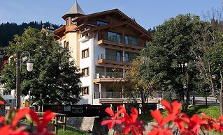 Chalet Laura Lodge Hotel