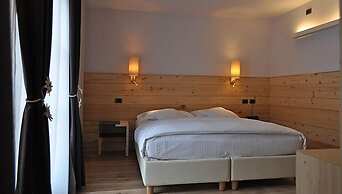 Chalet Laura Lodge Hotel