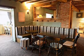 Unicorn, Gunthorpe by Marston's Inns