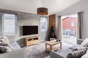 Roydon Marina Village