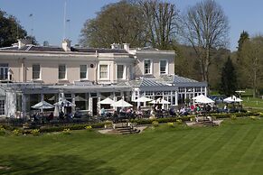 Phyllis Court Members Club