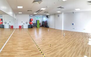 Phyllis Court Members Club