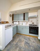 Derwent Manor Apartments