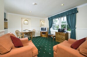 Derwent Manor Apartments