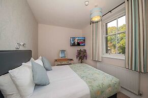 The Royal Hotel and Bar