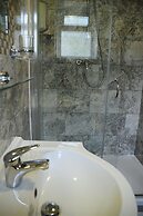 Cricklewood Lodge Hotel