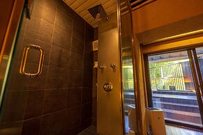 Kinnotake Sengokuhara - Adult Only