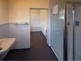 White Rabbit Hotel by Greene King Inns