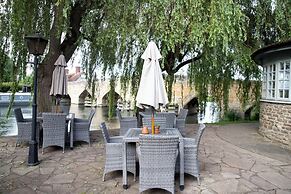 The Rose Revived By Chef and Brewer Collection