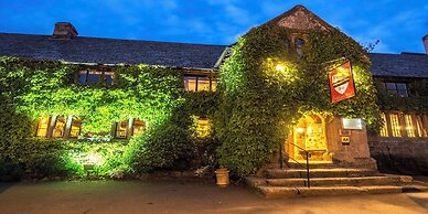 The Oxenham Arms