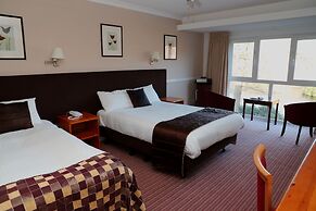 The Inn on the Lake Hotel