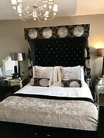 Ennios Boutique Hotel Rooms