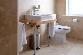 Ennios Boutique Hotel Rooms