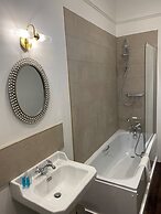 The Elizabeth House Hotel