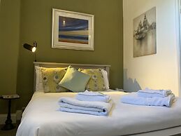 The Elizabeth House Hotel